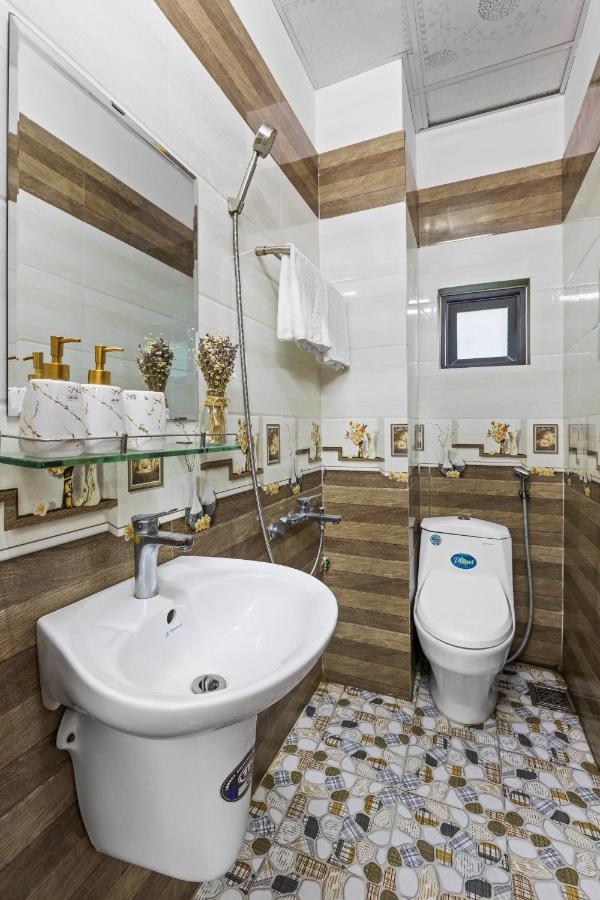 Moc Nhien Hotel Дананг Экстерьер фото